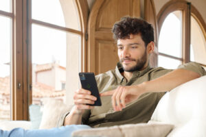 Simulação de crédito pessoal online em Portugal no telemóvel